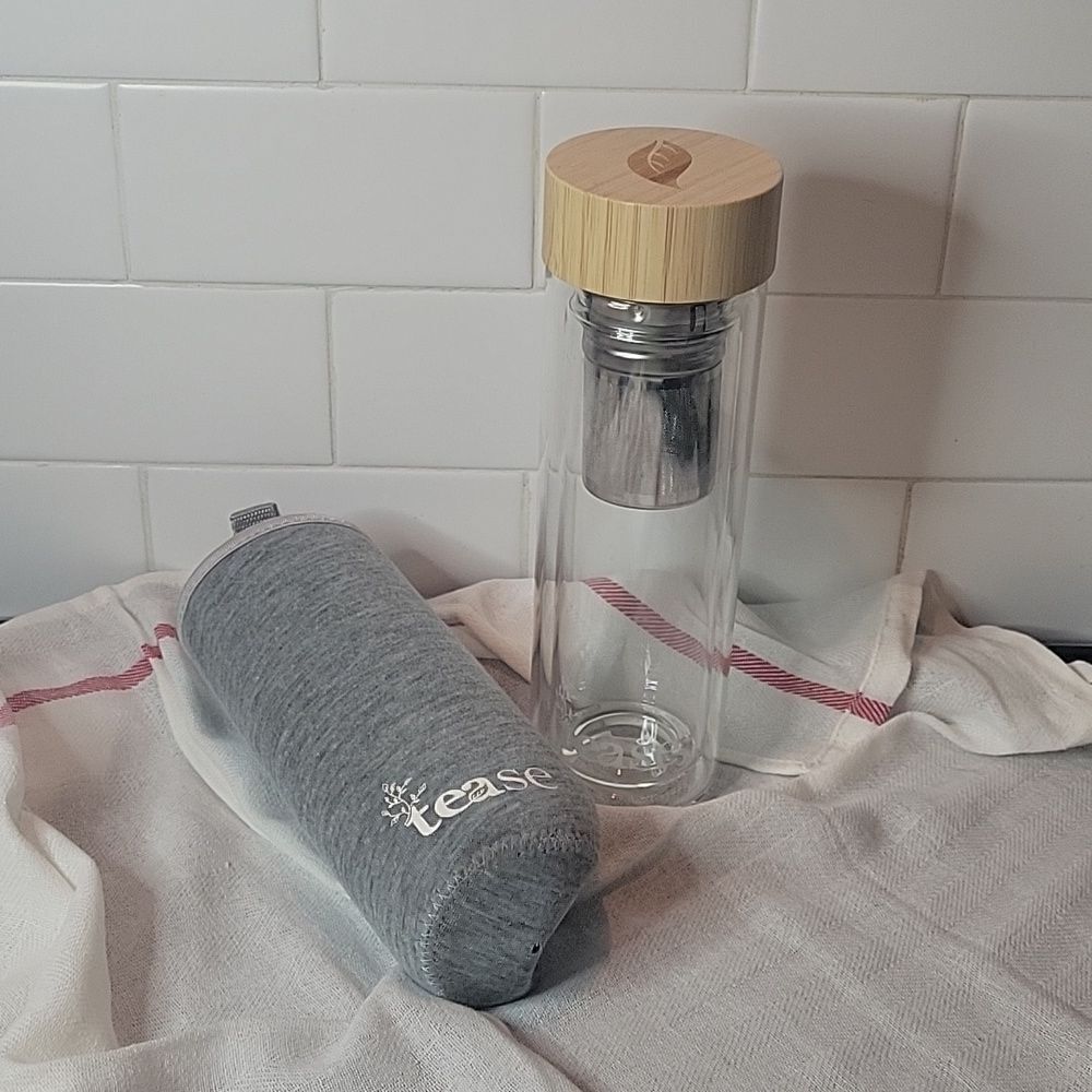 Tease 3 in 1 Sustainable Glass and Bamboo Tea Tumbler 15oz - Picture 2 of 7